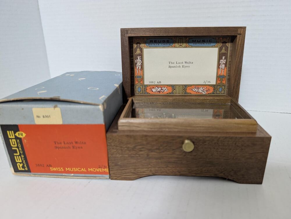 Vintage Reuge Swiss 2/36 Wood Music Box The Last Waltz Spanish Eyes NOS